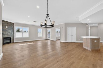 55 Pointe Pl in Dover, NH - Building Photo - Building Photo