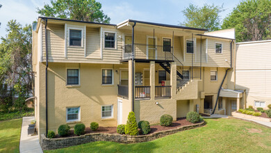 1422 Scales St in Raleigh, NC - Foto de edificio - Building Photo