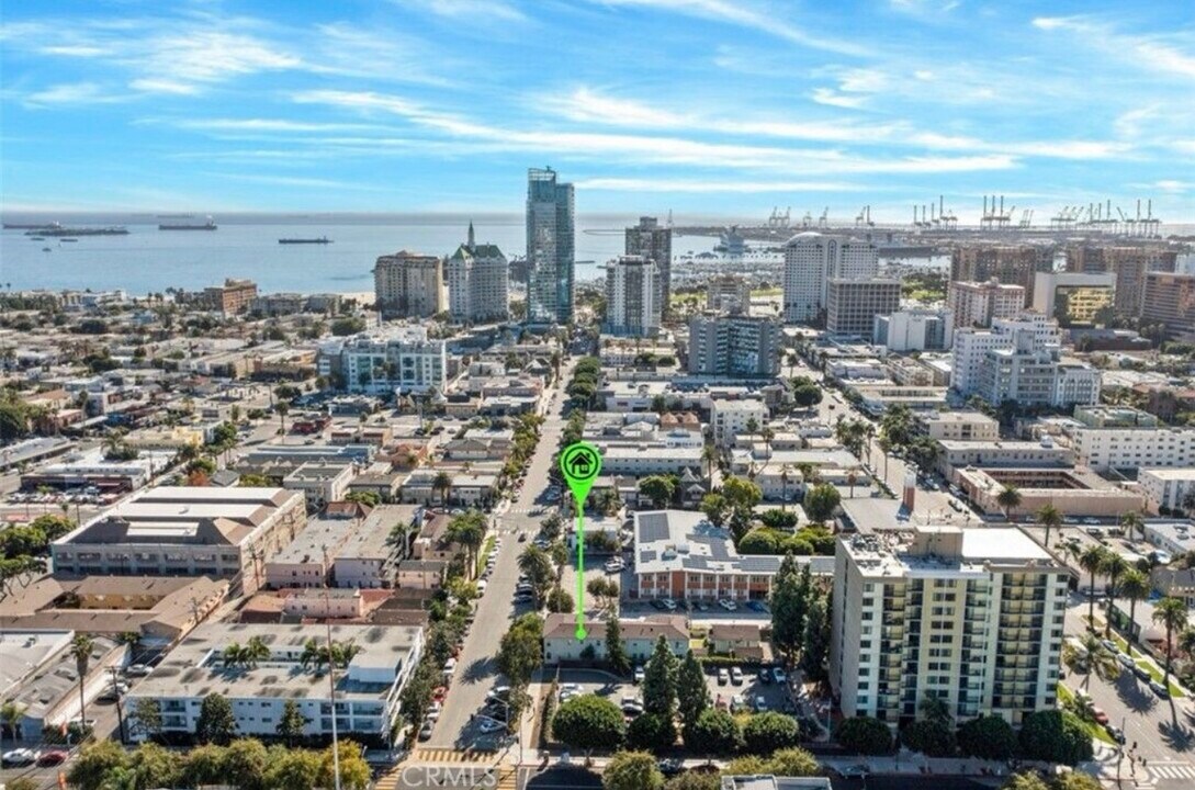 337 Lime Ave, Unit 8 in Long Beach, CA - Foto de edificio