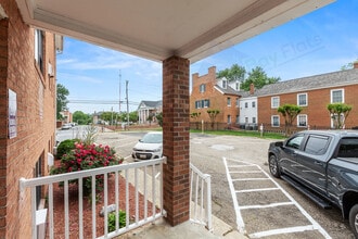 Seymour Apartments in Leonardtown, MD - Building Photo - Building Photo