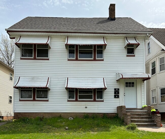 property at 1643 Coventry Rd