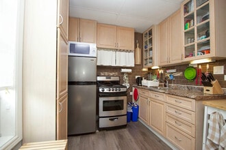 356 Ritson Rd S in Oshawa, ON - Building Photo - Building Photo