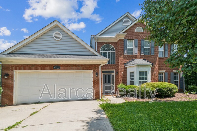 6102 Greengate Ln in Waxhaw, NC - Building Photo