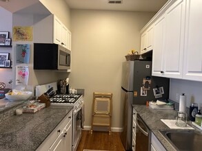 331 Beacon St in Boston, MA - Foto de edificio - Building Photo