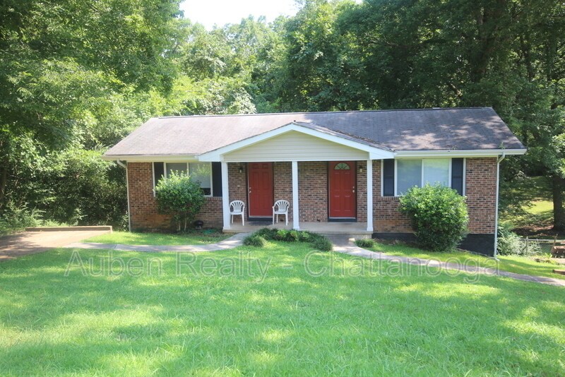 6221 Hansley Dr in Chattanooga, TN - Building Photo