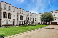 2724 Freund St in Houston, TX - Foto de edificio - Building Photo