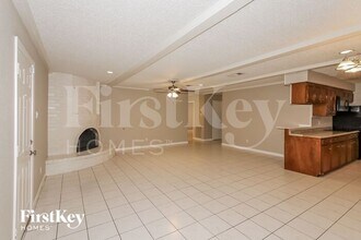 2005 Tulsa St in Deer Park, TX - Building Photo - Building Photo