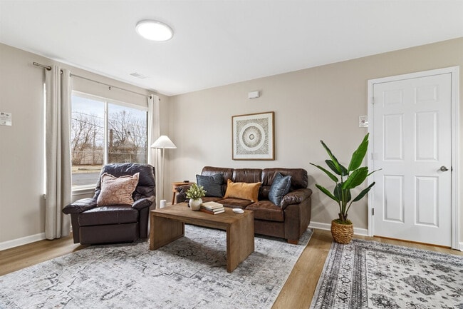 18365 Sharon Ln in Roseville, MI - Building Photo - Building Photo