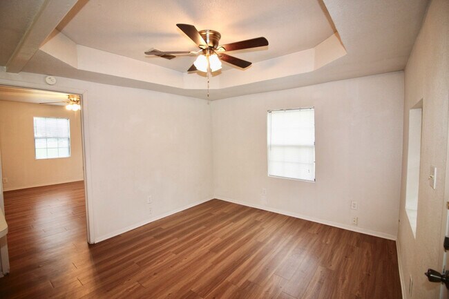 507 Edna St in Weatherford, TX - Building Photo - Building Photo
