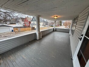 12611 Franklin Blvd in Lakewood, OH - Building Photo - Building Photo