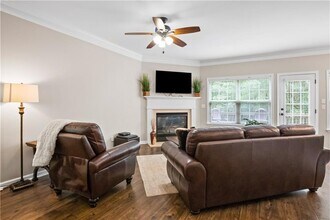 123 Wetherbrooke Ln SE in Smyrna, GA - Foto de edificio - Building Photo
