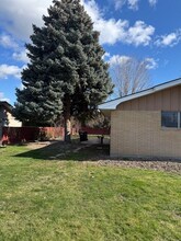 605 N Rd 37 in Pasco, WA - Foto de edificio - Building Photo