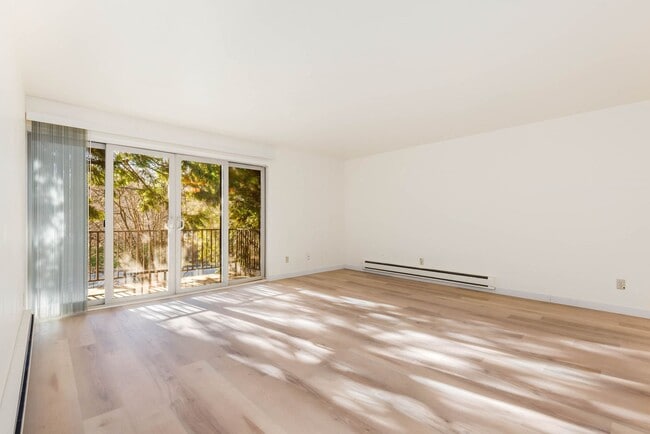 property at 11004 NE 68th St