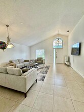 22449 Middletown Dr in Boca Raton, FL - Building Photo - Building Photo