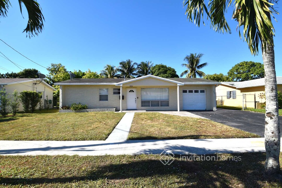 3361 NW 46th Ave in Fort Lauderdale, FL - Building Photo