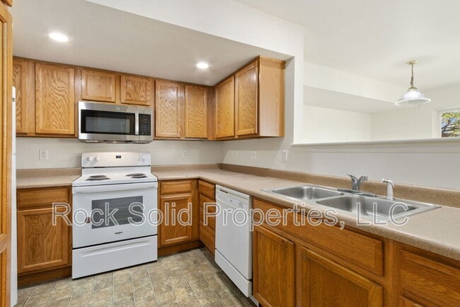 220 Patton Ave in Cheyenne, WY - Building Photo - Building Photo