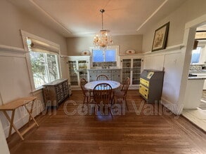 416 Sycamore Ave in Modesto, CA - Building Photo - Building Photo