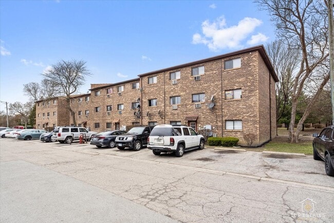 1548 Norway Ln in Palatine, IL - Building Photo - Building Photo