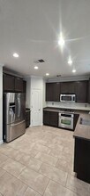18250 Garmetta Way in Lathrop, CA - Building Photo - Building Photo