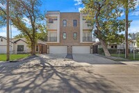 1122 Muncie Ave in Dallas, TX - Building Photo - Building Photo