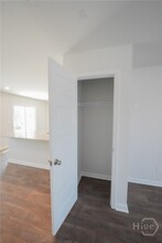 421 Coconut Dr in Bloomingdale, GA - Foto de edificio - Building Photo