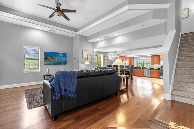 14590 Damai Ln
