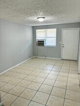 5222 Lexington Ave in Jacksonville, FL - Building Photo - Building Photo