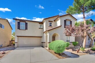 87 Wood Cliff Ave in Las Vegas, NV - Building Photo - Building Photo