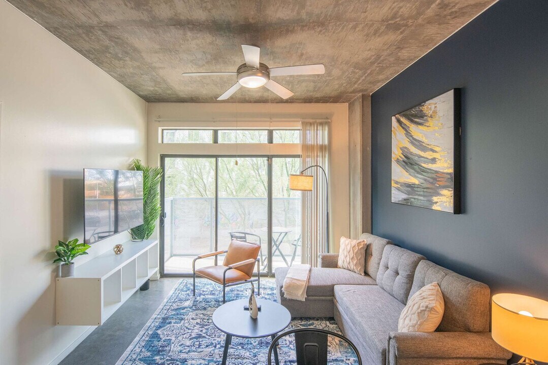 333 E Roosevelt St in Phoenix, AZ - Building Photo