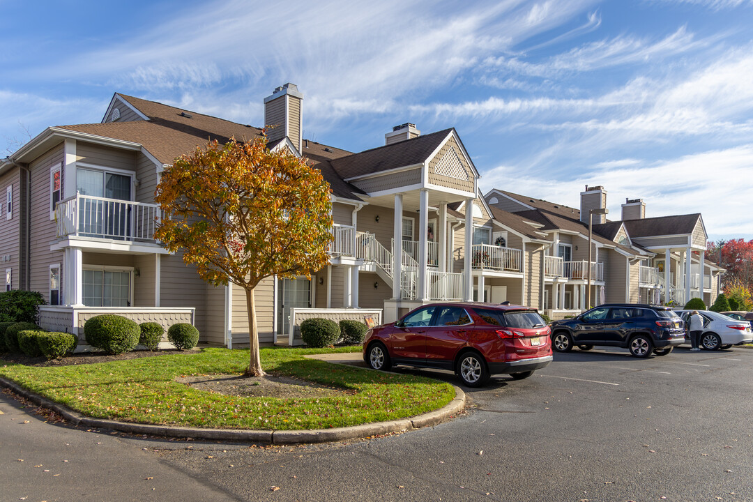 The Village at Linwood in Linwood, NJ - Foto de edificio