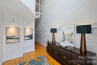 1124 Dilworth Crescent Row in Charlotte, NC - Building Photo - Building Photo