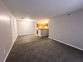 Crossland Place in Clarksville, TN - Building Photo - Building Photo