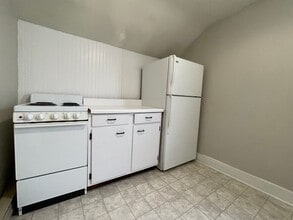 1800 Maxwell St in Rolla, MO - Building Photo - Building Photo