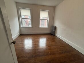 10 Grove St, Unit 6 in Boston, MA - Building Photo - Building Photo