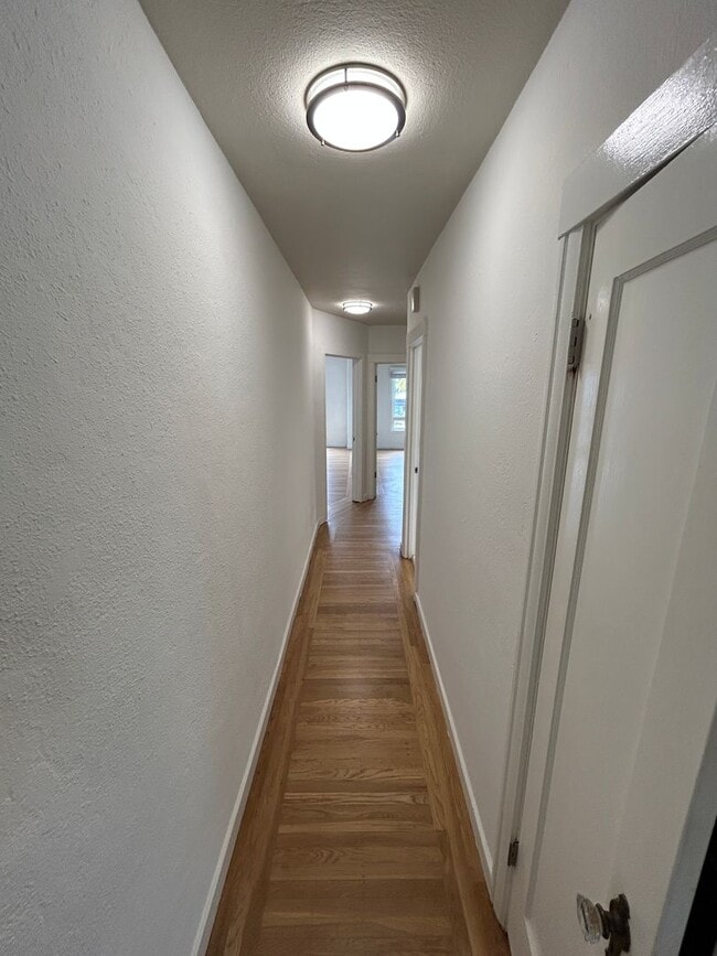 143 South Blvd in San Mateo, CA - Building Photo - Building Photo