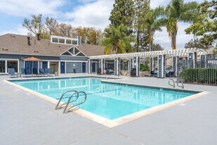 Avana Springs in Corona, CA - Building Photo