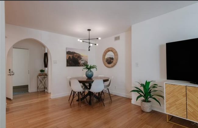 1600 Ardmore Ave in Hermosa Beach, CA - Building Photo - Building Photo