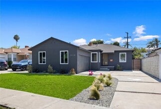 3518 S Burnside Ave in Los Angeles, CA - Building Photo - Building Photo