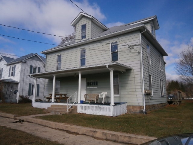 500-506 Straley Ave in Princeton, WV - Foto de edificio