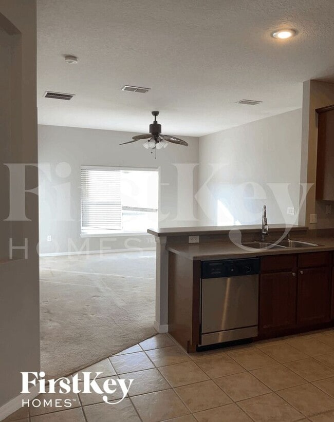 313 Casa Marina Pl in Sanford, FL - Foto de edificio - Building Photo