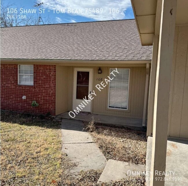 property at 106 Shaw St