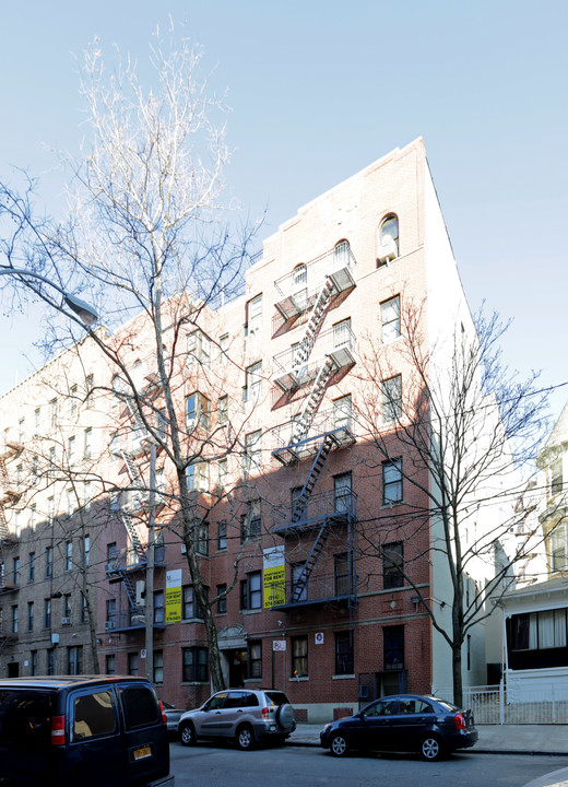 Georigian House in Bronx, NY - Foto de edificio