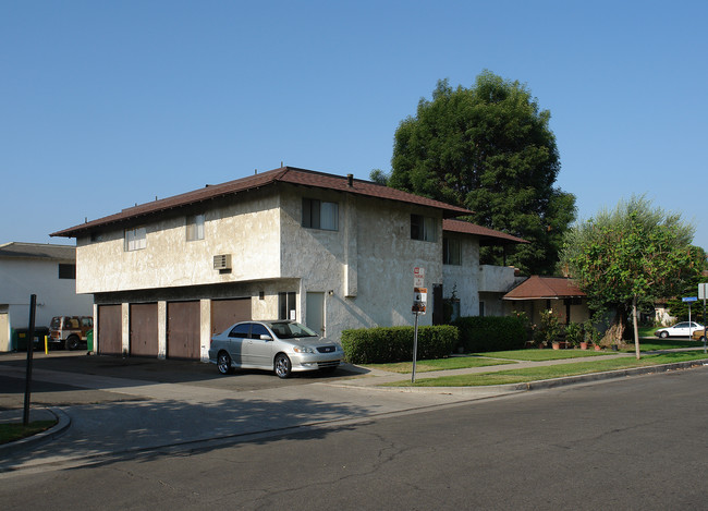 609 S Cypress St in Orange, CA - Building Photo - Building Photo