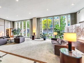 3550 N Lake Shore Dr in Chicago, IL - Building Photo - Building Photo