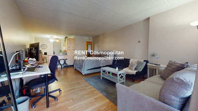 200 Swanton St, Unit T36 in Winchester, MA - Foto de edificio - Building Photo