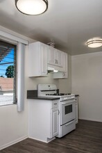 bur420 in Glendale, CA - Building Photo - Building Photo