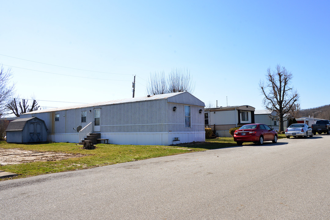 1328 Fairground Rd in Rising Sun, IN - Building Photo