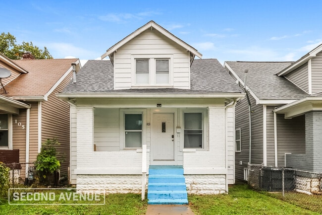 property at 103 Saunders Ct