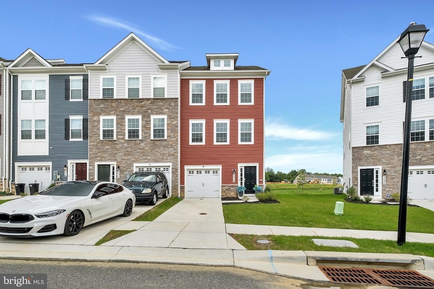 5078 Silver Oak Dr, Unit 912 in Rosedale, MD - Building Photo