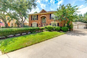 16803 Sandestine Dr in Houston, TX - Building Photo - Building Photo